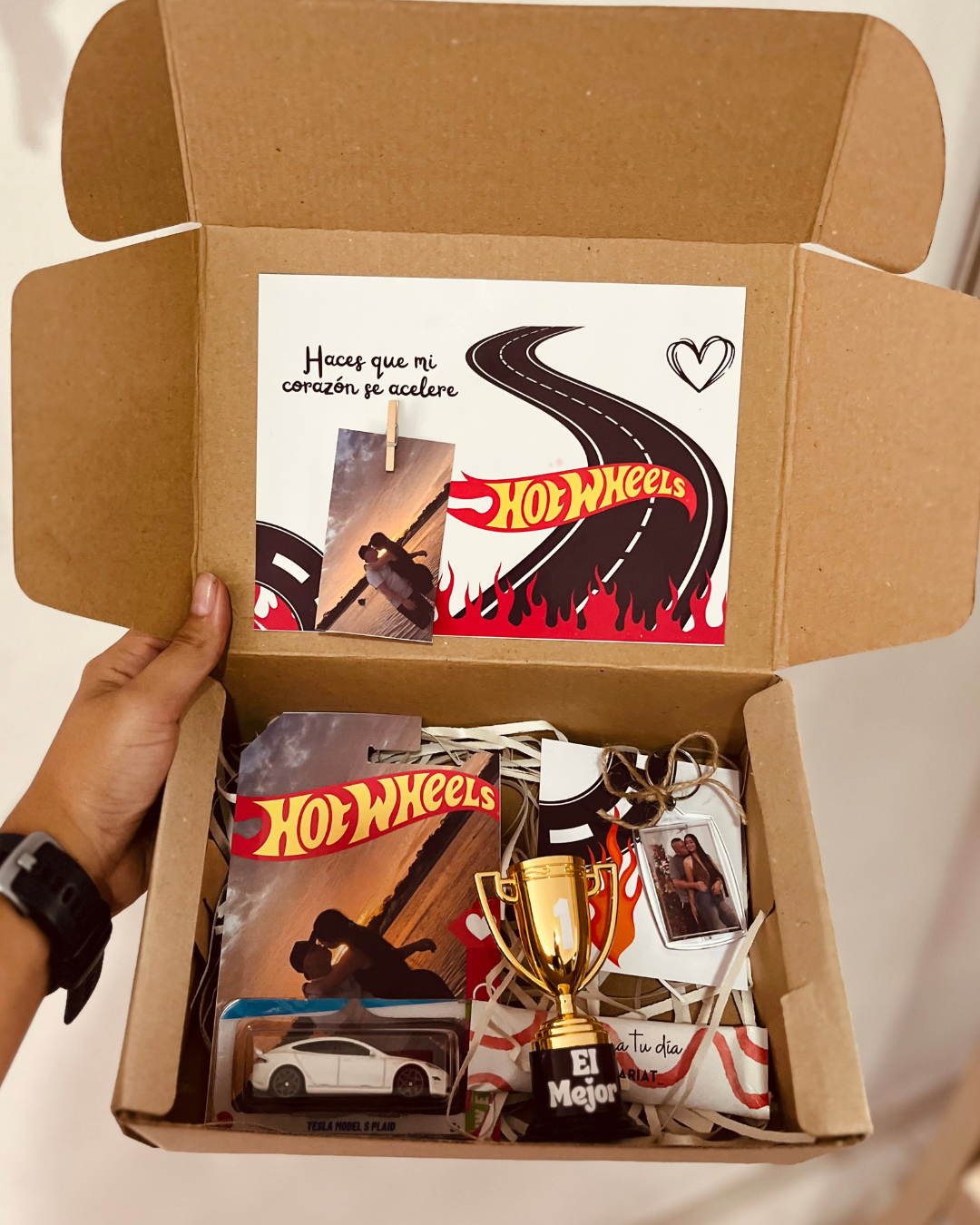 Caja Hot Wheels